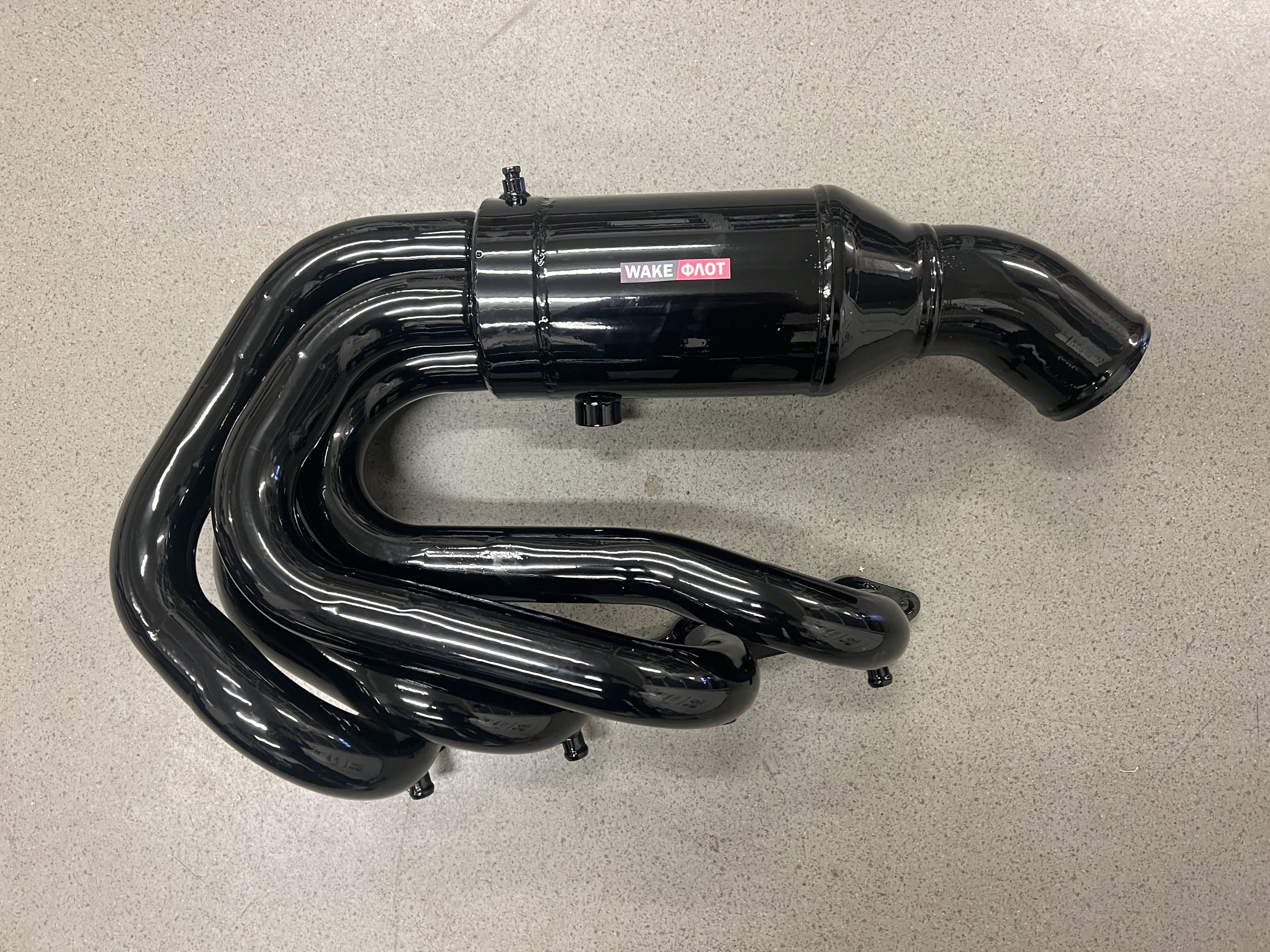 Коллектор выхлопной, GM 6.0L - 6.2L, левый (с катализатором) INDMAR 4953401