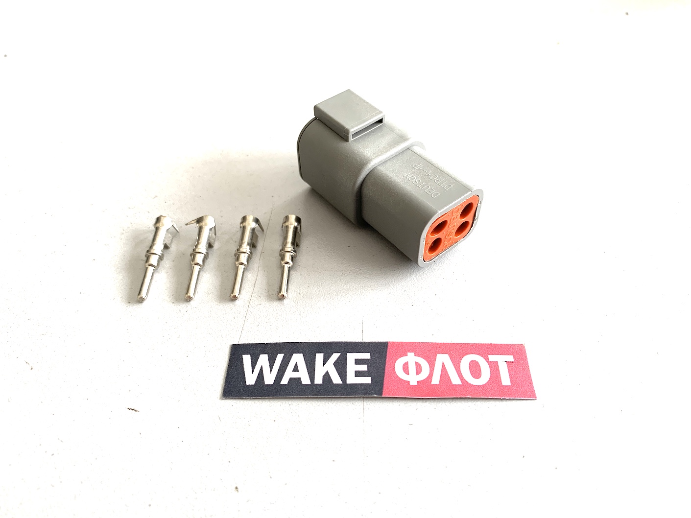 Разъем DEUTSCH DT 4-х контактный DTP04-4P