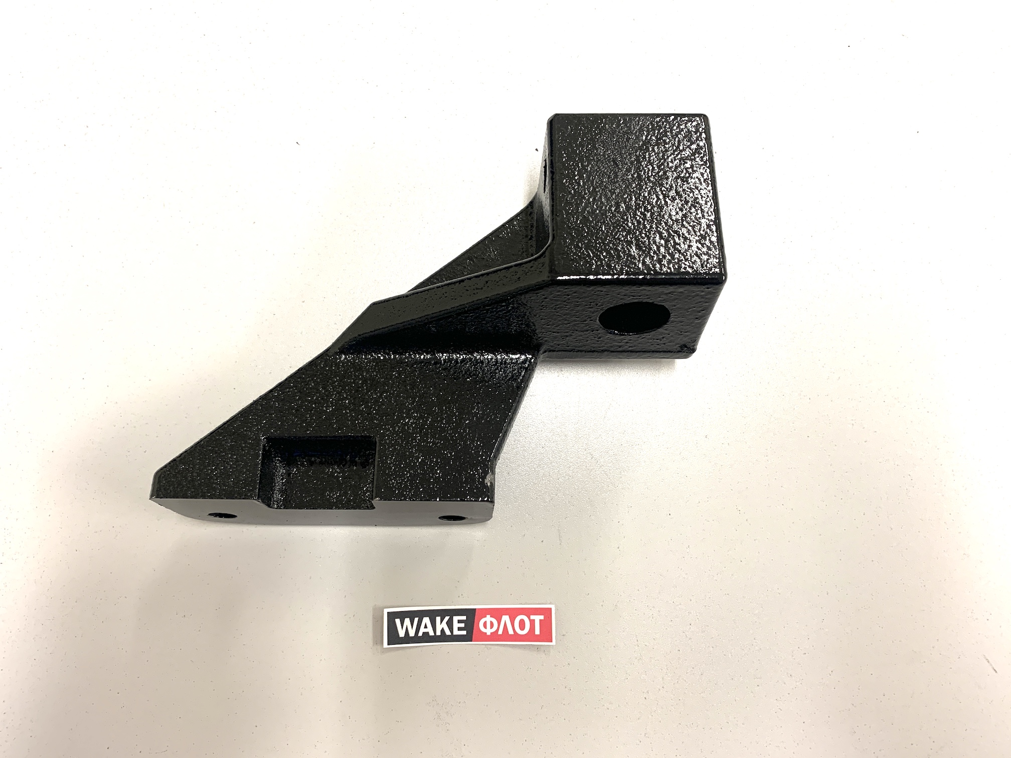 Крепление трансмиссии, GM 5.0L - 5.7L, PCM левый борт PCM R090354