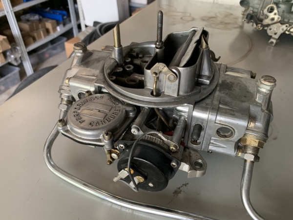 Карбюратор HOLLEY 750 CFM автомобильный б/у