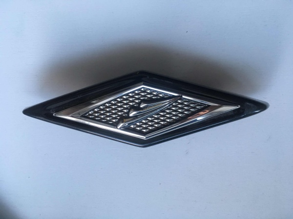 Накладка привального бруса, TIGE